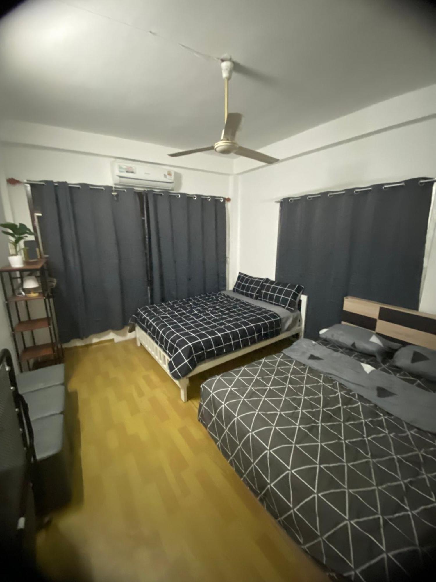 Sleep Break Hostel Sathon Bangkok Exterior foto